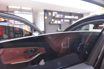 2023 BMW 330e(G20) 솔라가드 프리미엄 THE LX 동대문점의 <LX> 시공 가격 / 서울 동대문구 답십리동