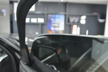 2017 BMW X5 xDrive 30d (F15) 솔라가드 퀀텀으로 전체 재시공 아이나비 블랙박스 QXD3000 - 솔라가드 프리미엄 동대문점 / 서울 동대문구 답십리동