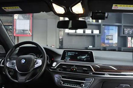 BMW 750Li xDrive 윈도우 틴팅 재시공 전면 퀀텀 28%, 측면 1열 티타늄 16% - 솔라가드 프리미엄 동대문점 / 서울 동대문구 답십리동