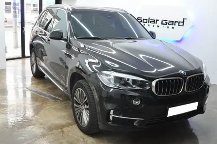 2017 BMW X5 xDrive 30d (F15) 솔라가드 퀀텀으로 전체 재시공 아이나비 블랙박스 QXD3000 - 솔라가드 프리미엄 동대문점 / 서울 동대문구 답십리동