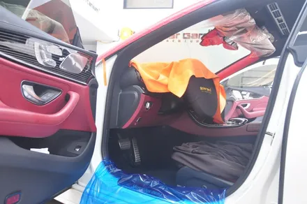 메르세데스 벤츠 CLS450 더엘엑스 동대문점의 전면 썬팅, LX 긴급 처방 / 서울 동대문구 답십리동