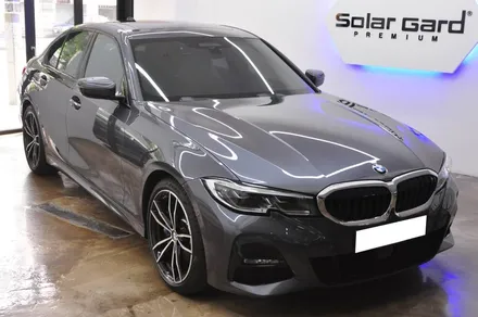 완전히 새로워진 2019 BMW 330i - 솔라가드 프리미엄 동대문점 윈도우 틴팅 (Quantum / 서울 동대문구 답십리동
