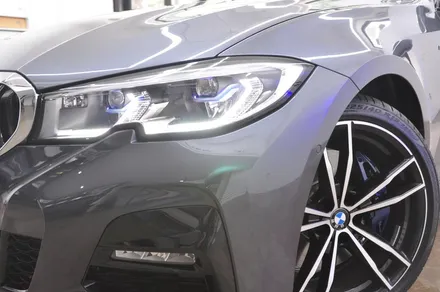 완전히 새로워진 2019 BMW 330i - 솔라가드 프리미엄 동대문점 윈도우 틴팅 (Quantum / 서울 동대문구 답십리동