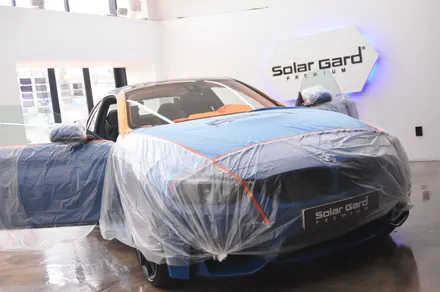 BMW M4 쿠페 한정판 헤리티지 에디션 - 솔라가드 프리미엄 THE LX 동대문점 신차 패키지 / 서울 동대문구 답십리동