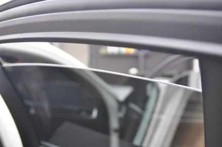 BMW 523d M 스포츠 패키지 솔라가드 프리미엄 퀀텀 윈도우 틴팅 시공 - 더엘엑스 동대문점 / 서울 동대문구 답십리동