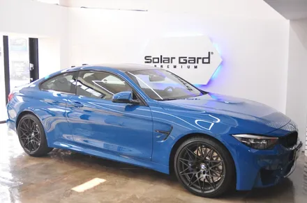 BMW M4 쿠페 한정판 헤리티지 에디션 - 솔라가드 프리미엄 THE LX 동대문점 신차 패키지 / 서울 동대문구 답십리동