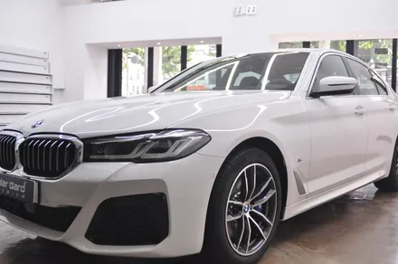 BMW 523d M 스포츠 패키지 솔라가드 프리미엄 퀀텀 윈도우 틴팅 시공 - 더엘엑스 동대문점 / 서울 동대문구 답십리동