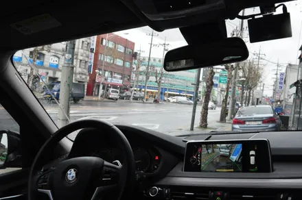 2017 BMW X5 xDrive 30d (F15) 솔라가드 퀀텀으로 전체 재시공 아이나비 블랙박스 QXD3000 - 솔라가드 프리미엄 동대문점 / 서울 동대문구 답십리동