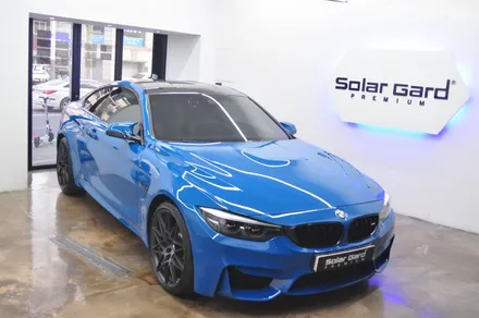 BMW M4 쿠페 한정판 헤리티지 에디션 - 솔라가드 프리미엄 THE LX 동대문점 신차 패키지 / 서울 동대문구 답십리동