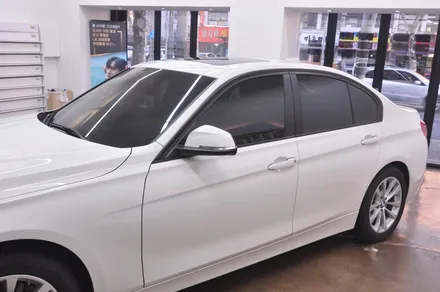 BMW 320d <LX> 전체 시공과 유막제거, 발수코팅까지 - 더엘엑스 동대문점 / 서울 동대문구 답십리동
