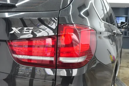 2017 BMW X5 xDrive 30d (F15) 솔라가드 퀀텀으로 전체 재시공 아이나비 블랙박스 QXD3000 - 솔라가드 프리미엄 동대문점 / 서울 동대문구 답십리동