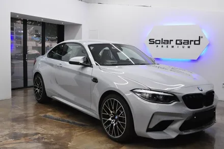 아담하고 작은 체구의 BMW M2 컴페티션 - 솔라가드 프리미엄 퀀텀 전체 시공 / 서울 동대문구 답십리동