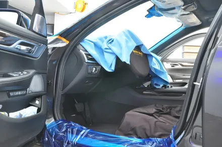 BMW 750Li xDrive 윈도우 틴팅 재시공 전면 퀀텀 28%, 측면 1열 티타늄 16% - 솔라가드 프리미엄 동대문점 / 서울 동대문구 답십리동