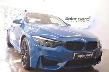 BMW M4 쿠페 한정판 헤리티지 에디션 - 솔라가드 프리미엄 THE LX 동대문점 신차 패키지 / 서울 동대문구 답십리동