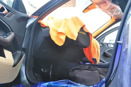 풀체인지로 새로워진 1시리즈, BMW 118d 솔라가드 프리미엄 윈도우 틴팅과 신차패키지 / 서울 동대문구 답십리동