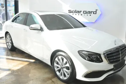 메르세데스 벤츠 E220d(W213) 익스클루시브 솔라가드 퀀텀 시공 - 솔라가드 프리미엄 동대문점 / 서울 동대문구 답십리동