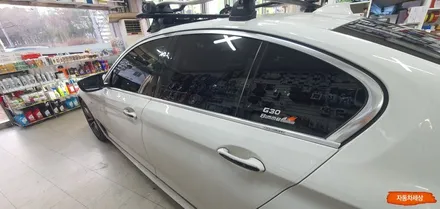 BMW 520d 레이노 S9썬팅 / 순천시 연향동