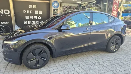 순천 테슬라 썬팅 모델 Y 주니퍼 블랙 크로마9으로 품격 높이기 / 순천시 연향동