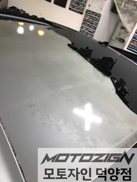 푸조 508 기존 루프스킨 제거 후 재시공 [3M 2080 - Gloss Black] 블랙유광 루프스킨 / 고양 덕양구, 일산, 파주