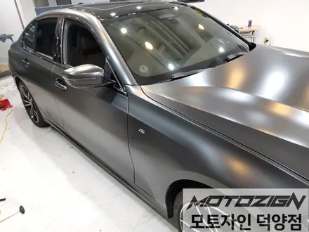 BMW 330e 에이버리 사틴 블랙 락 그레이 메탈릭 전체 랩핑 시공완료!!덕양구랩핑 일산랩핑 파주랩핑 삼송랩핑 원흥랩핑 카스킨 랩핑전문점 모토자인 덕양점 !!! / 고양 덕양구, 일산, 파주