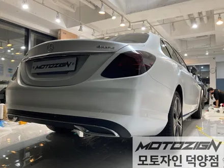 일산랩핑 벤츠 C220d 에이버리 사틴화이트펄 전체랩핑 시공완료! / 고양 덕양구, 일산, 파주