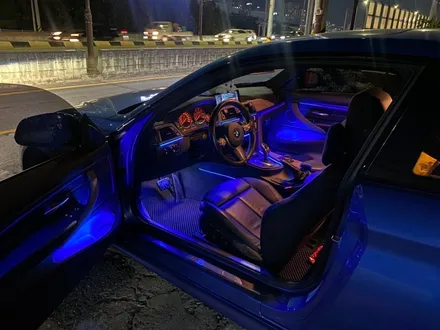 (천안 카엘이디튠) bmw 4시리즈 m4 420d 코더스 비노출 무빙 엠비언트 장착!! / 평택,안성
