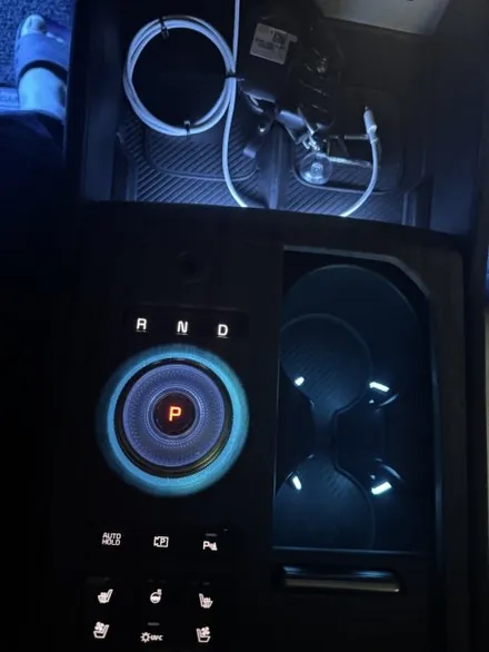 평택 k8 페이스리프트 순정엠비언트의 아쉬움을 채워줄 첫 번째 튜닝 컵홀더, 조그다이얼 led / 평택 통복동