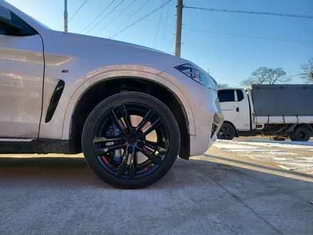 춘천휠도색 bmw x6 블랙유광 휠도색 휠복원 휠수리 시공소개! / 원주시 소초면