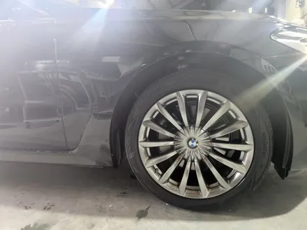 자동차휠도색 BMW GT 고스트크롬 다크스퍼터링 휠도색 휠복원 휠수리! / 원주시 소초면
