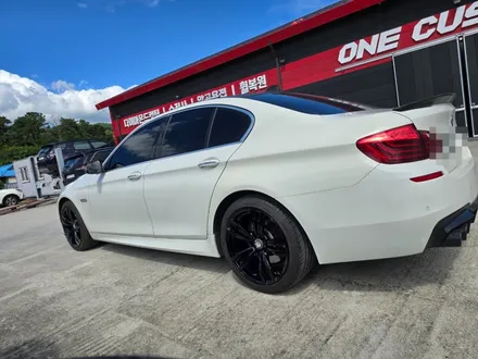 원주휠복원 까진 휠도 BMW 520D 유광블랙 휠도색 가능합니다! / 원주시 소초면