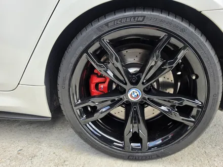 제천휠도색 BMW M550i 블랙유광 휠도색 완성 작업! / 원주시 소초면