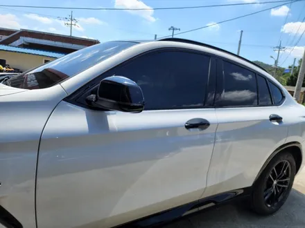 원주 자동차튜닝 BMW X4 블랙유광 휠도색 휠복원 왜케치 범퍼 블랙 하이그로시 도색! / 원주시 소초면