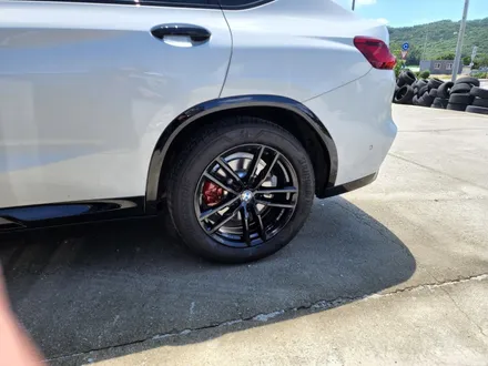 원주 자동차튜닝 BMW X4 블랙유광 휠도색 휠복원 왜케치 범퍼 블랙 하이그로시 도색! / 원주시 소초면
