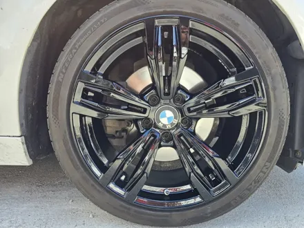 원주휠복원 까진 휠도 BMW 520D 유광블랙 휠도색 가능합니다! / 원주시 소초면