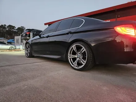 원주휠복원 BMW 5시리즈 고스트크롬 다크스퍼터링 휠도색 시공! / 원주시 소초면