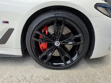 제천휠도색 BMW M550i 블랙유광 휠도색 완성 작업! / 원주시 소초면