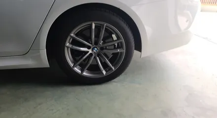 휠스크래치 제거 BMW 530i 블랙유광 휠도색 시공 과정! / 원주시 소초면