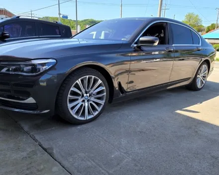 자동차 휠 긁힘 BMW 740i 블랙유광 휠도색 시공작업기! / 원주시 소초면