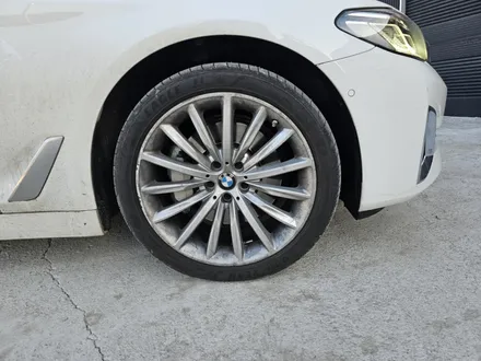 자동차 휠 복원 비용, BMW 530i의 블랙유광 휠도색 정보! / 원주시 소초면
