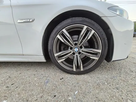 원주휠복원 까진 휠도 BMW 520D 유광블랙 휠도색 가능합니다! / 원주시 소초면