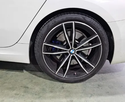 춘천휠도색 BMW 320D 블랙유광 휠도색 사진! / 원주시 소초면