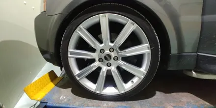 [원주휠복원] 랜드로버 스포츠 22인치휠 블랙하이그로시 작업 / 원주시 소초면