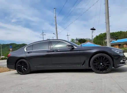 자동차 휠 긁힘 BMW 740i 블랙유광 휠도색 시공작업기! / 원주시 소초면