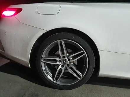 벤츠휠수리  E220D 블랙유광 휠도색 사이드미러 블랙카본수전사! / 원주시 소초면