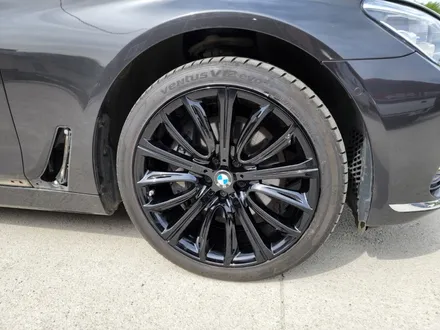 자동차휠도색 BMW  7시리즈 블랙유광 휠도색 휠복원 휠수리 시공과정! / 원주시 소초면