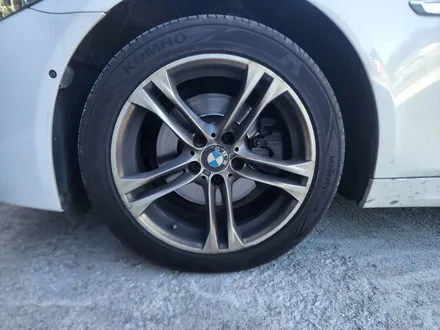 자동차 휠 스크래치 BMW 520D 블랙유광 휠도색 휠복원 휠수리 시공과정! / 원주시 소초면