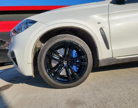 여주휠도색 BMW X6 블랙유광 휠도색 휠복원 시공 결과 소개! / 원주시 소초면