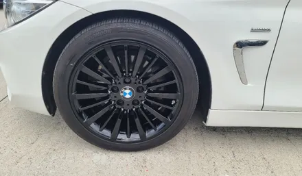 자동차 휠 도색 잘하는곳 BMW 420D 블랙유광 휠도색 시공작업기! / 원주시 소초면