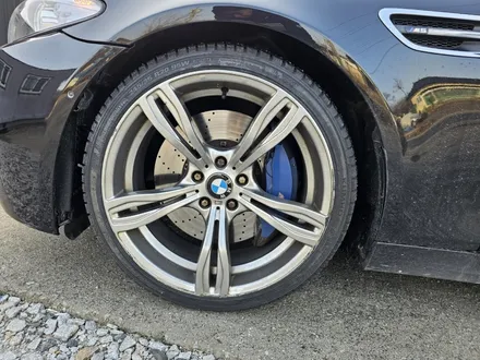 원주휠복원 BMW 5시리즈 고스트크롬 다크스퍼터링 휠도색 시공! / 원주시 소초면