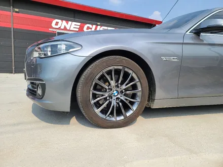 휠도색가격 BMW 520D 고스트크롬 휠복원 작업과정을! / 원주시 소초면